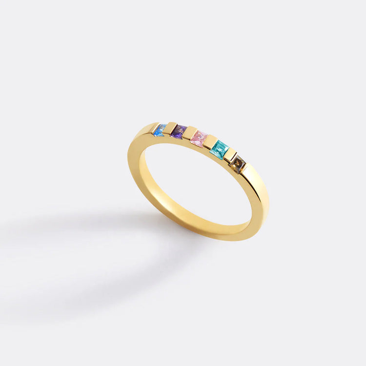 49-Princess_cut_birthstone_band_ring_1.jpg