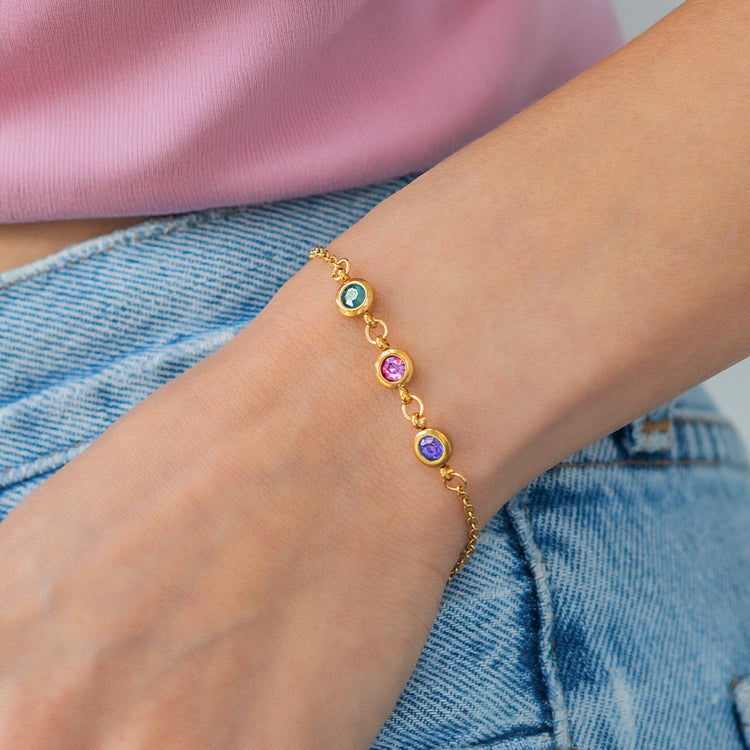 57-QC-DS_NewPhotos_PersonalizedBirthStoneBracelet_12.jpg